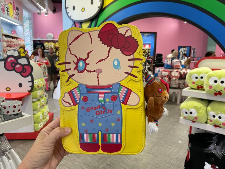 chucky hello kitty